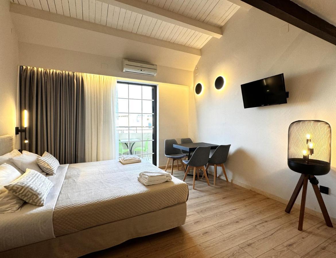 Elina Hotel Apartments Resmo Dış mekan fotoğraf