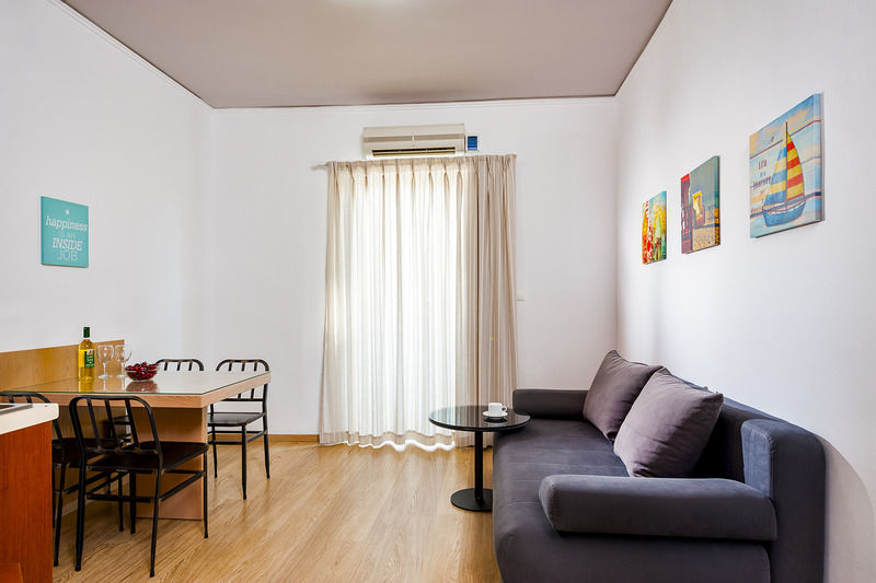 Elina Hotel Apartments Resmo Dış mekan fotoğraf